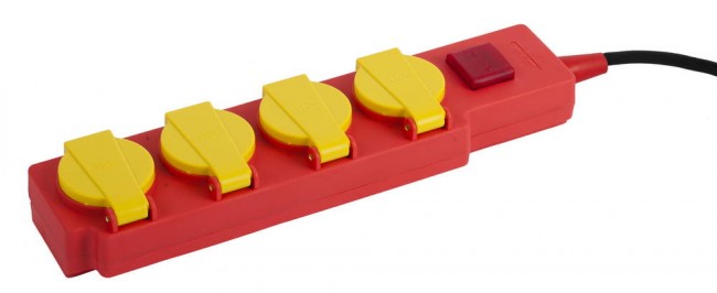 Удлинитель электрический "СВЕТОЗАР" влагозащищенные: евророзетки с заземлением и крышками Удлинитель электрический "СВЕТОЗАР" влагозащищенные: евророзетки с заземлением и крышками